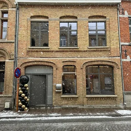 Vakantiehuis Maison Madeleine Centrum Ieper Exterior photo
